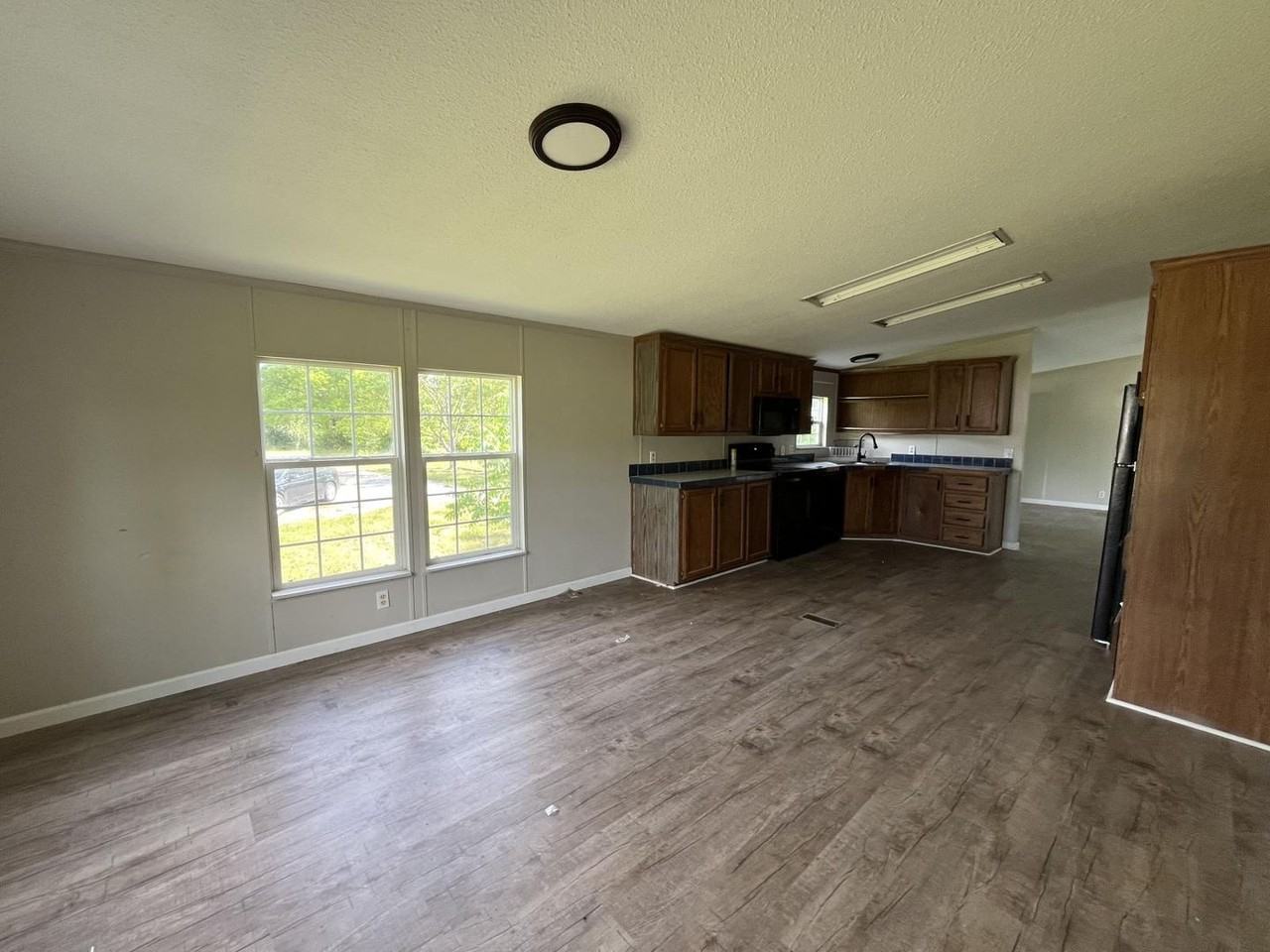 15784 Sumac Rd - Photo 6 of 10