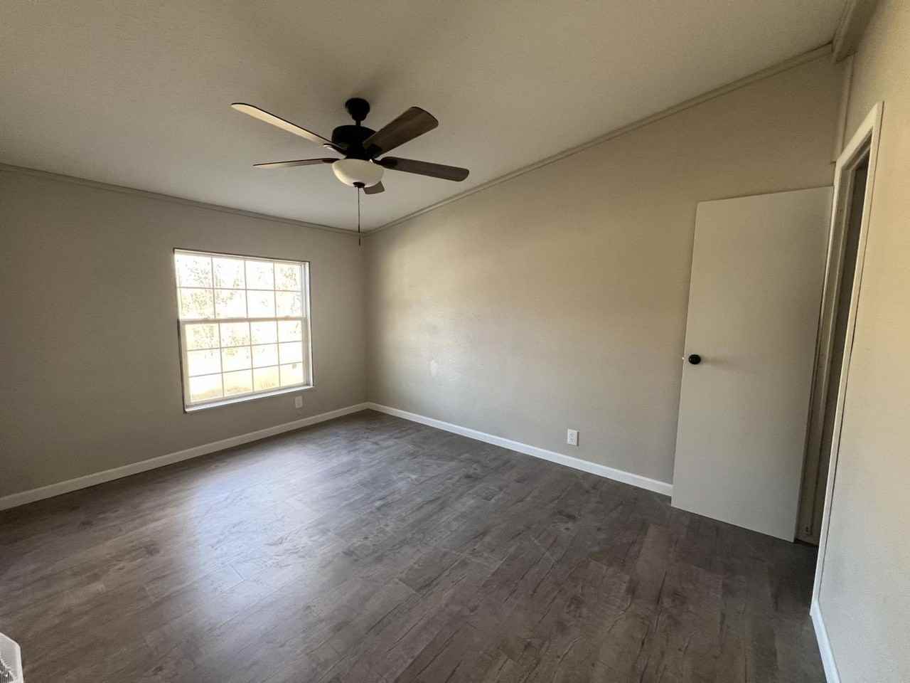 15784 Sumac Rd - Photo 7 of 10