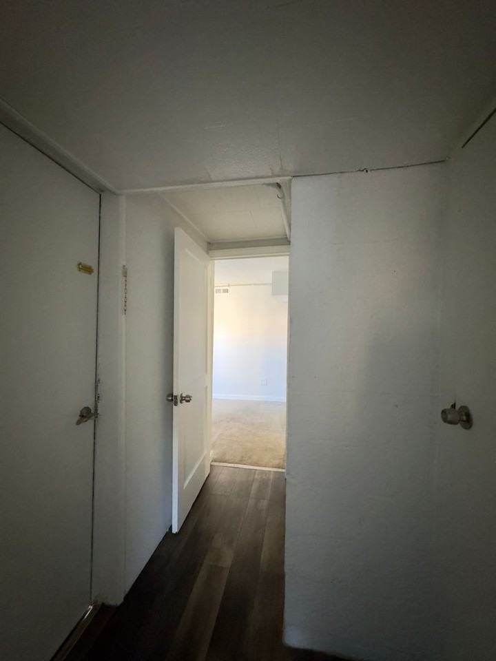 1726 Yakona Rd - Photo 5 of 18