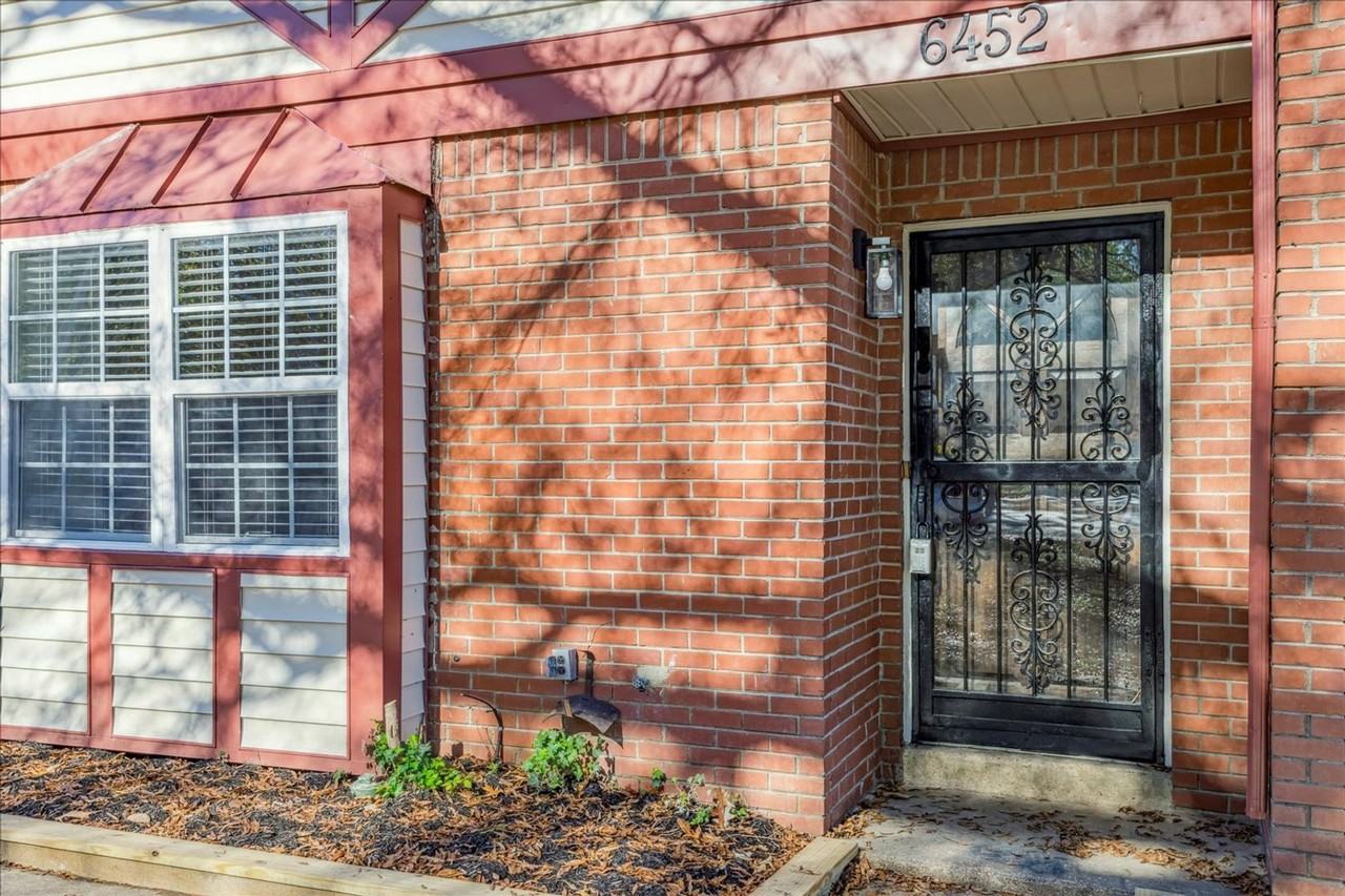 6452 Macon Rd - Photo 4 of 24