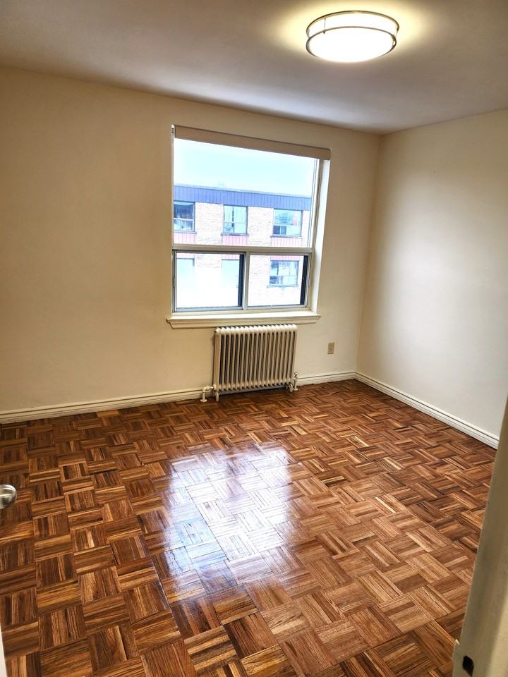 60 Clearview Heights - Photo 4 of 5