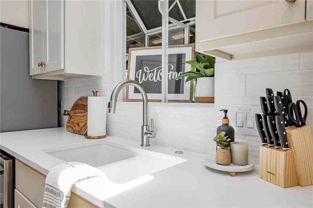 1 Rader Ln - Photo 4 of 31