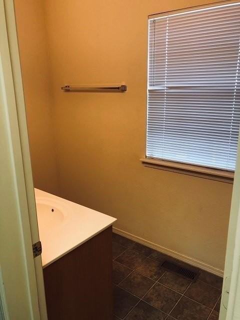 1782 N Gregg Ave - Photo 4 of 10