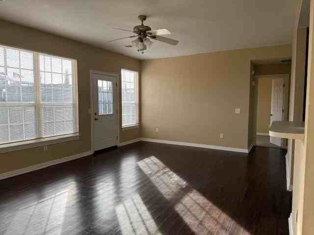 3905 Sw Hansom Loop - Photo 3 of 13