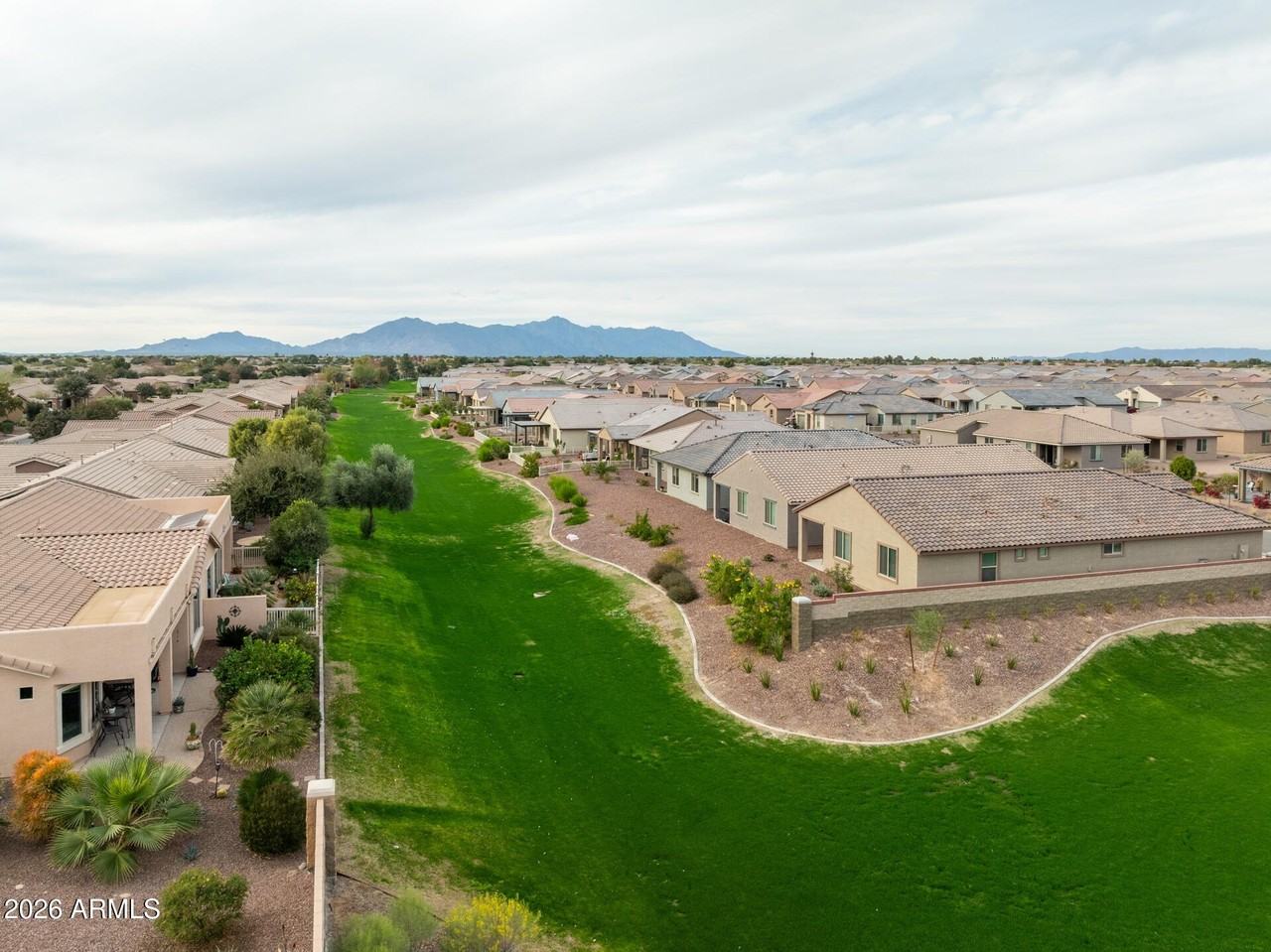 41885 W Celebration Ln - Photo 4 of 34