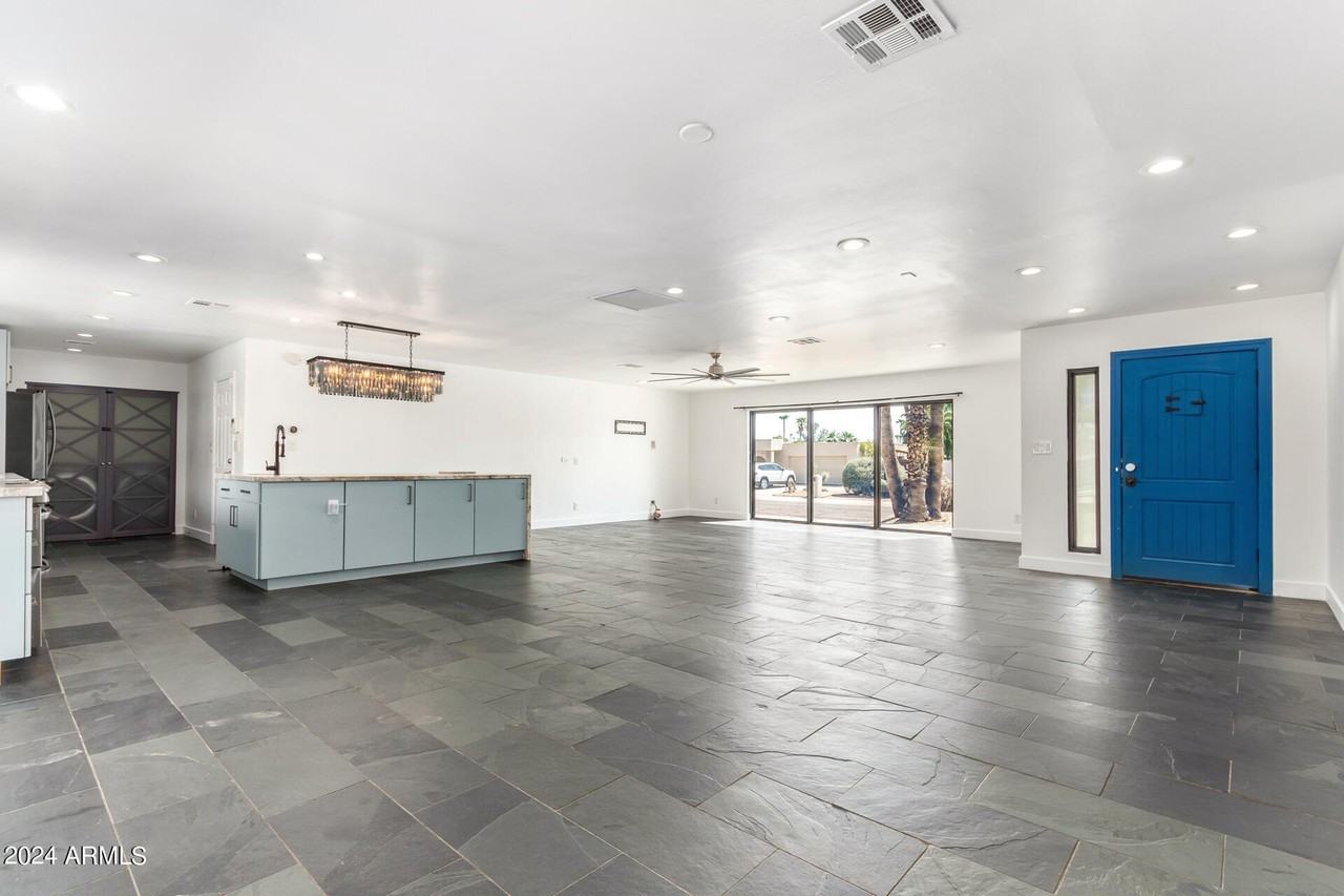 6512 E Camino Santo - Photo 5 of 38