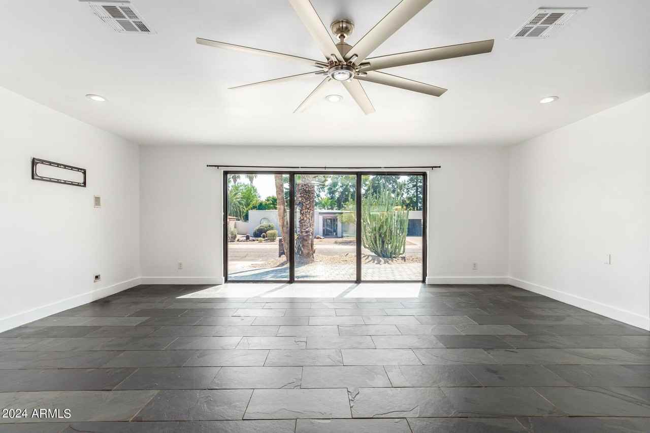 6512 E Camino Santo - Photo 6 of 38