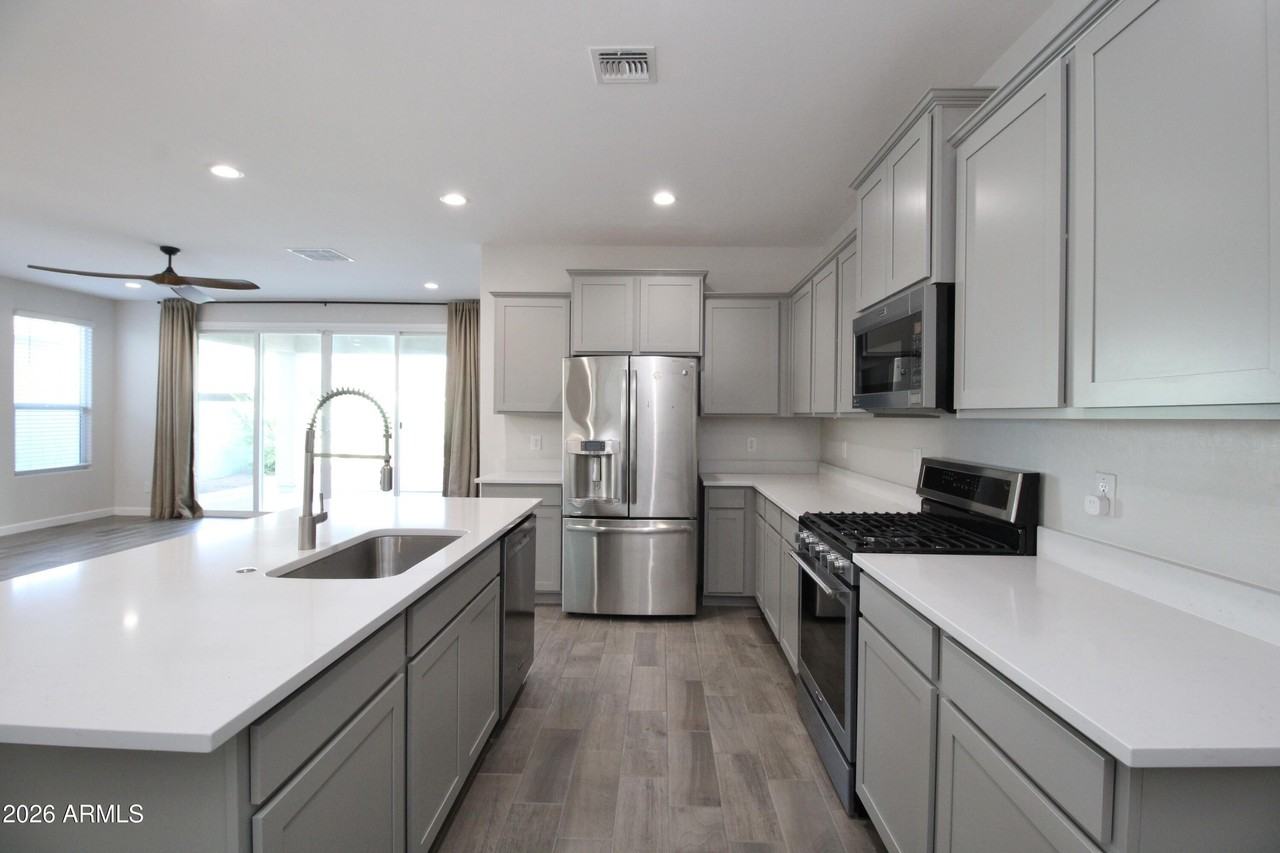 38184 W Santa Monica Ave - Photo 7 of 38