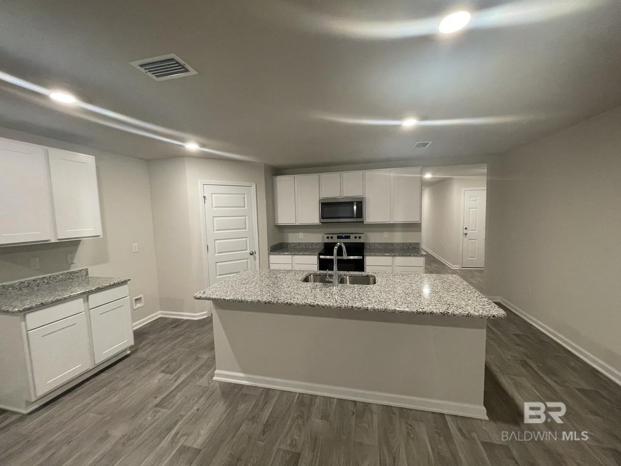 10354 Ruffian Rte - Photo 4 of 18