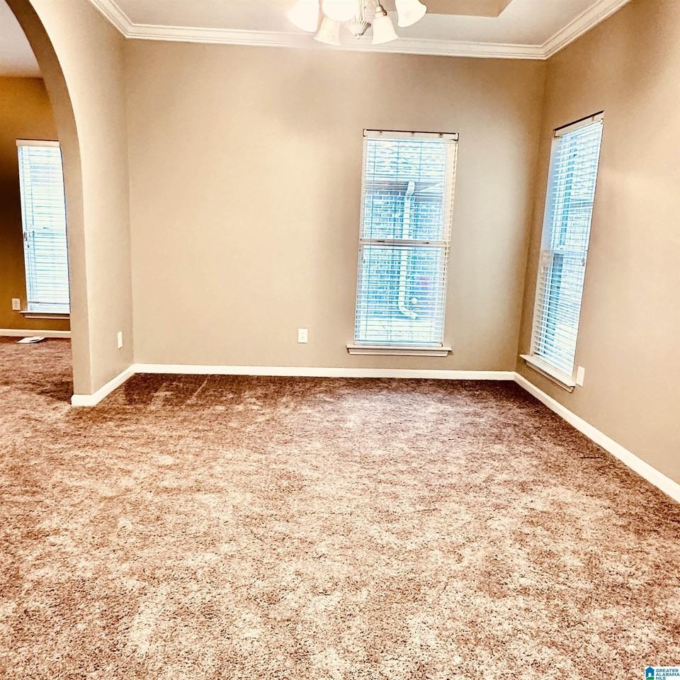 5333 Cottage Cir - Photo 6 of 14