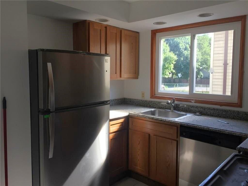 93 Scottsville Rd - Photo 4 of 17