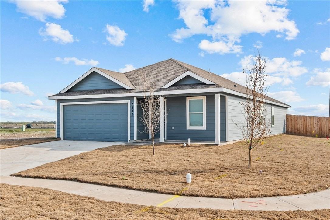 2802 2802 Martell Street - Photo 3 of 15