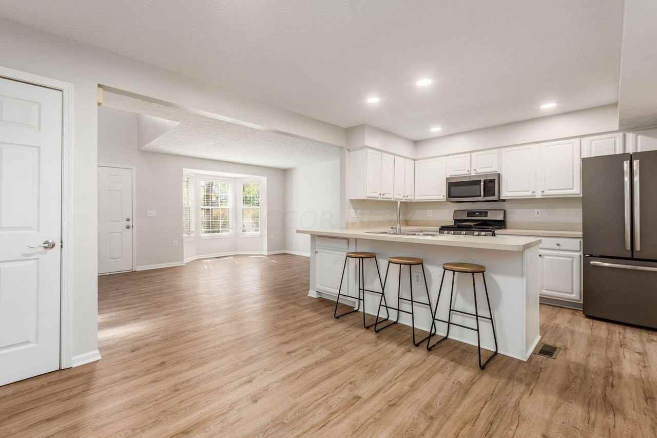 3055 Glenloch Cir - Photo 6 of 29