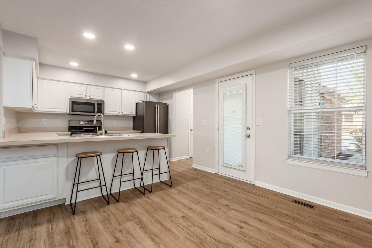 3055 Glenloch Cir - Photo 7 of 29