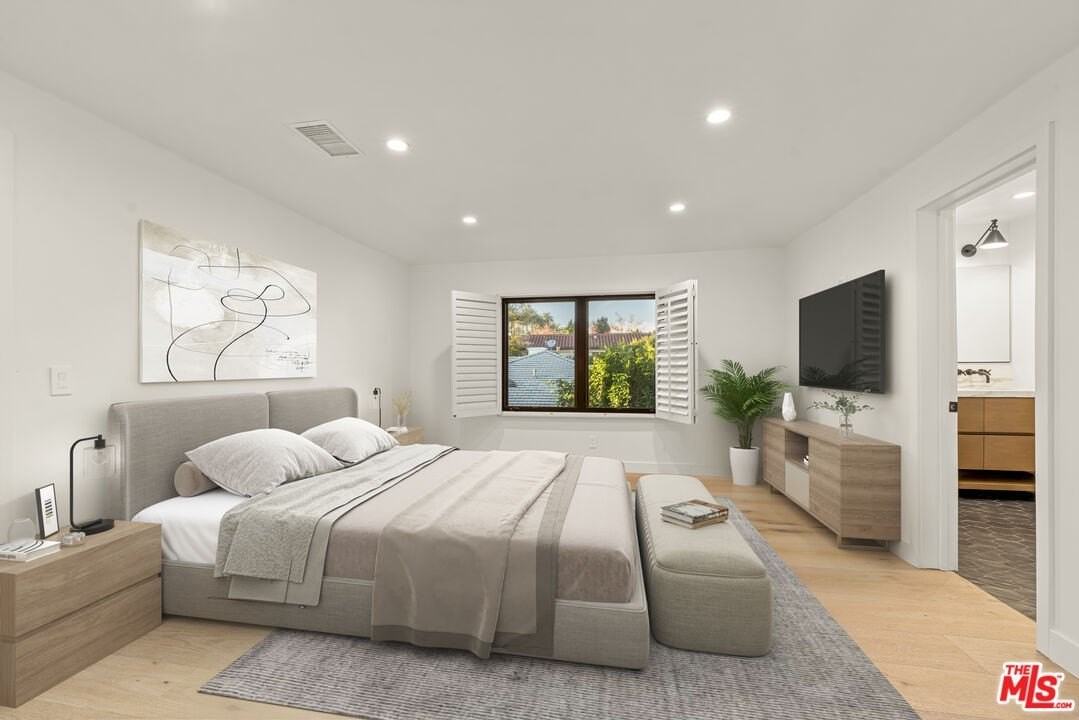 520 N Bedford Dr - Photo 5 of 19