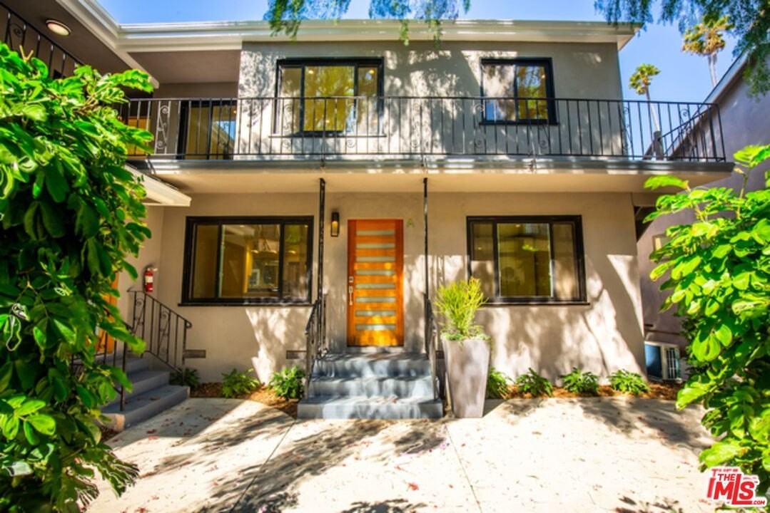 1328 19th St Apt A #A - Photo 2 of 22