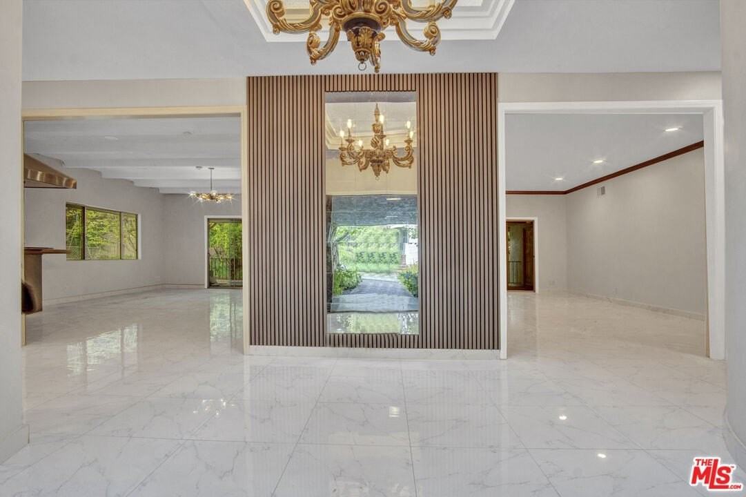 11410 Canton Dr - Photo 2 of 28