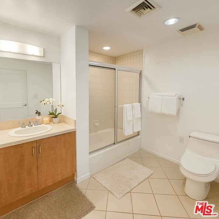 267 S San Pedro St Unit 306 #306 - Photo 5 of 10