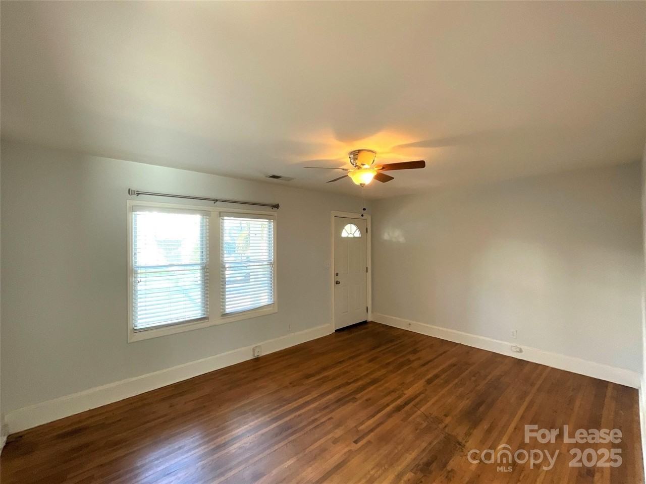 1728 Matheson Ave - Photo 3 of 11