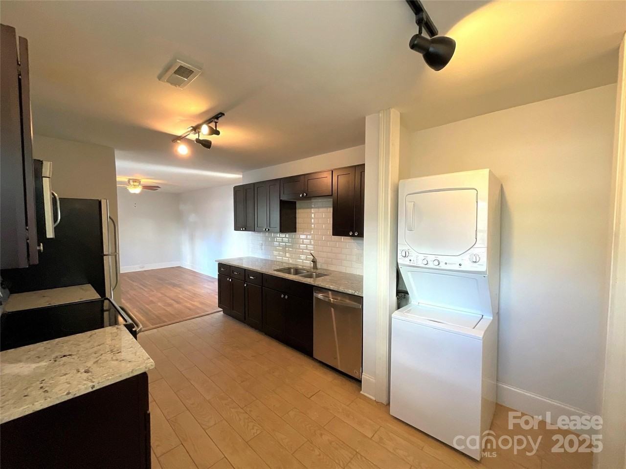 1728 Matheson Ave - Photo 7 of 11