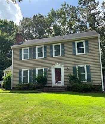 7327 Ricewell Rd - Photo 3 of 22