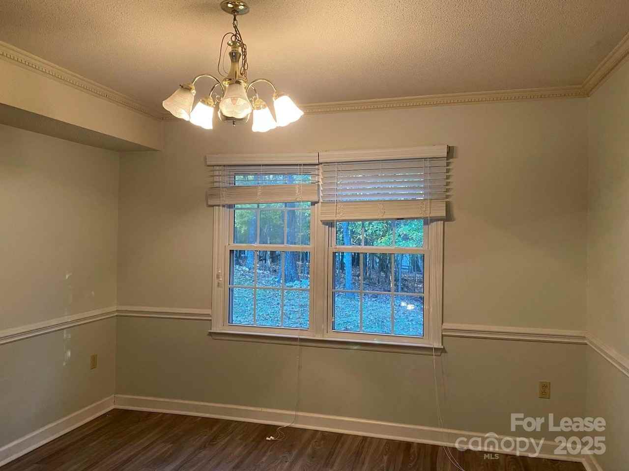 7327 Ricewell Rd - Photo 6 of 22