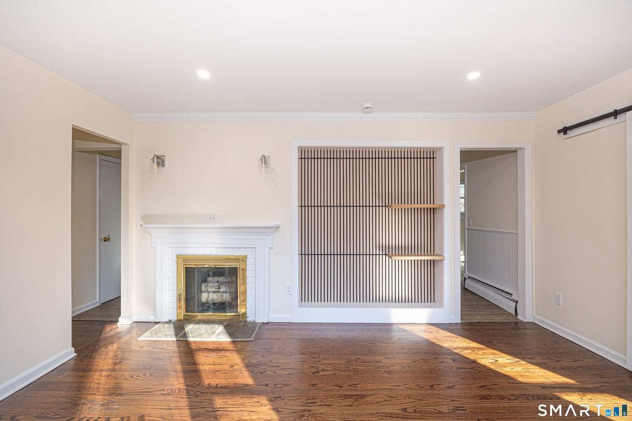 55 Glendale Rd - Photo 3 of 25