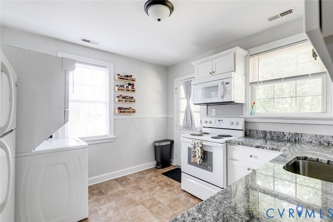 4606 Chipoax Ave - Photo 3 of 12