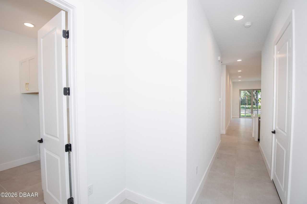 618 N Duss St Unit A #A - Photo 5 of 26