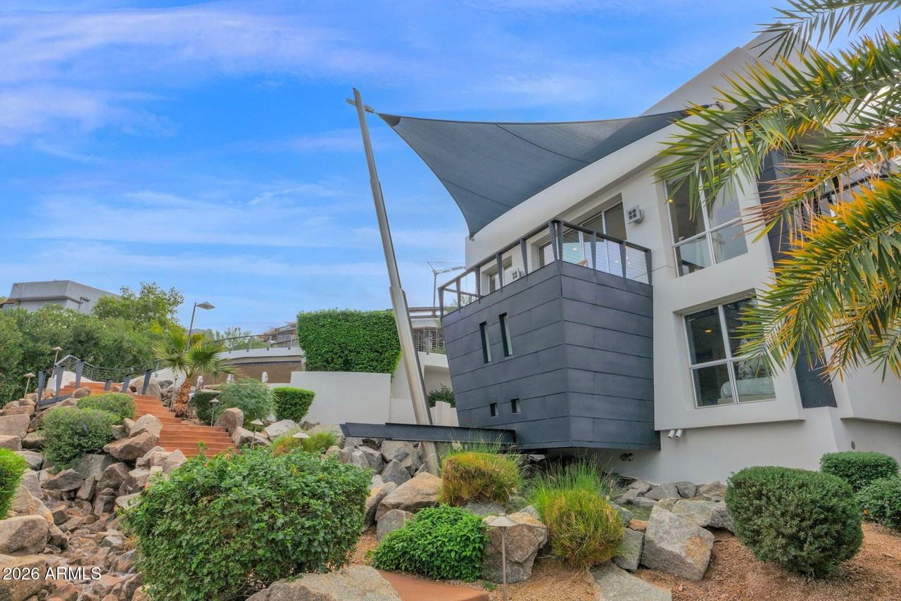 5632 N Camelback Canyon Dr - Photo 7 of 50