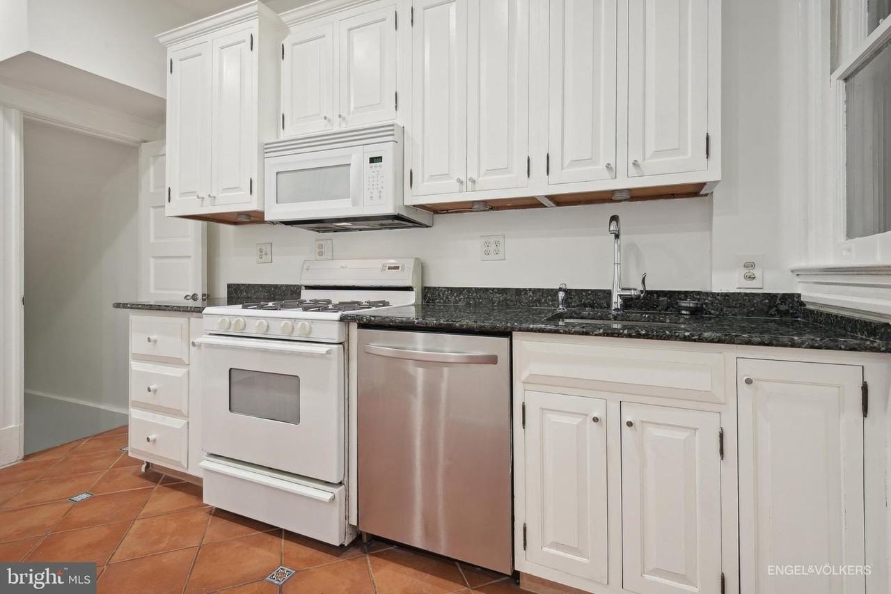 38 Sherman Cir Nw - Photo 5 of 15