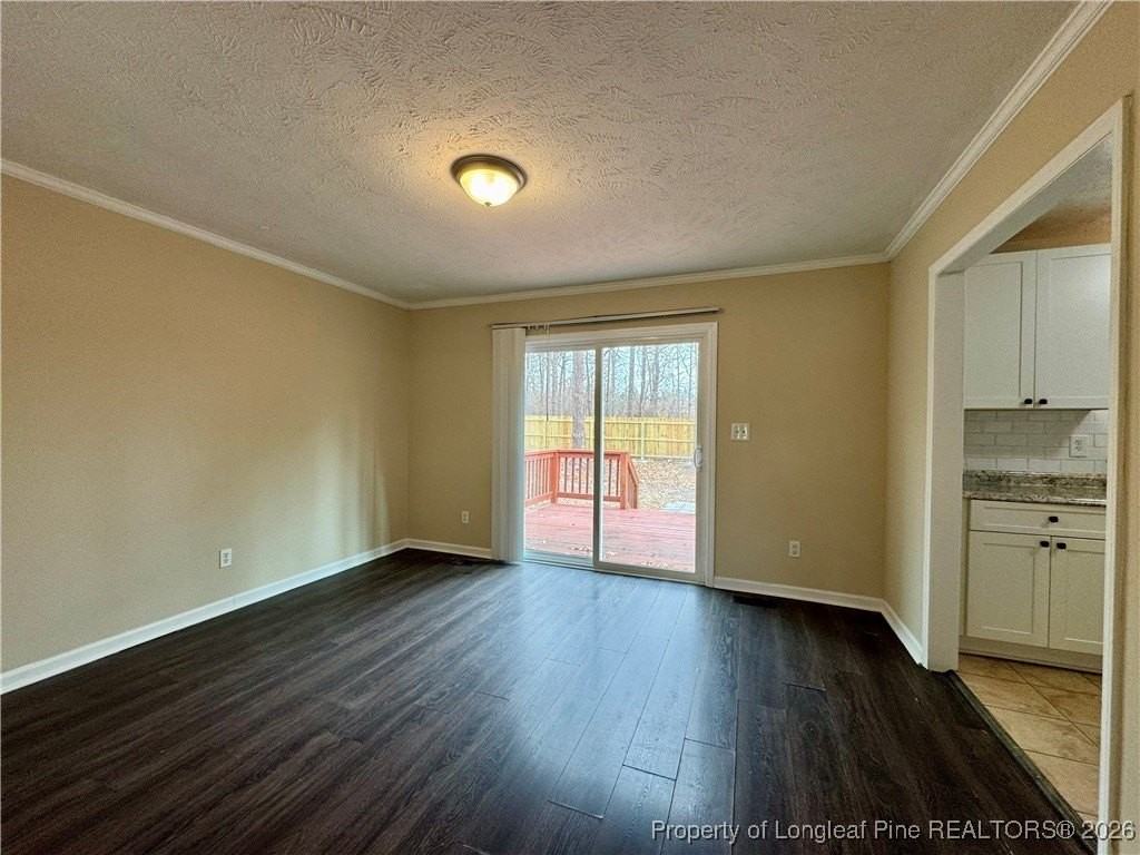 7031 Calamar Dr - Photo 5 of 23