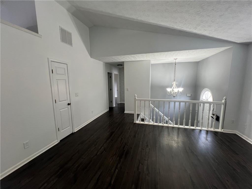 5568 Elderberry Ln - Photo 4 of 24