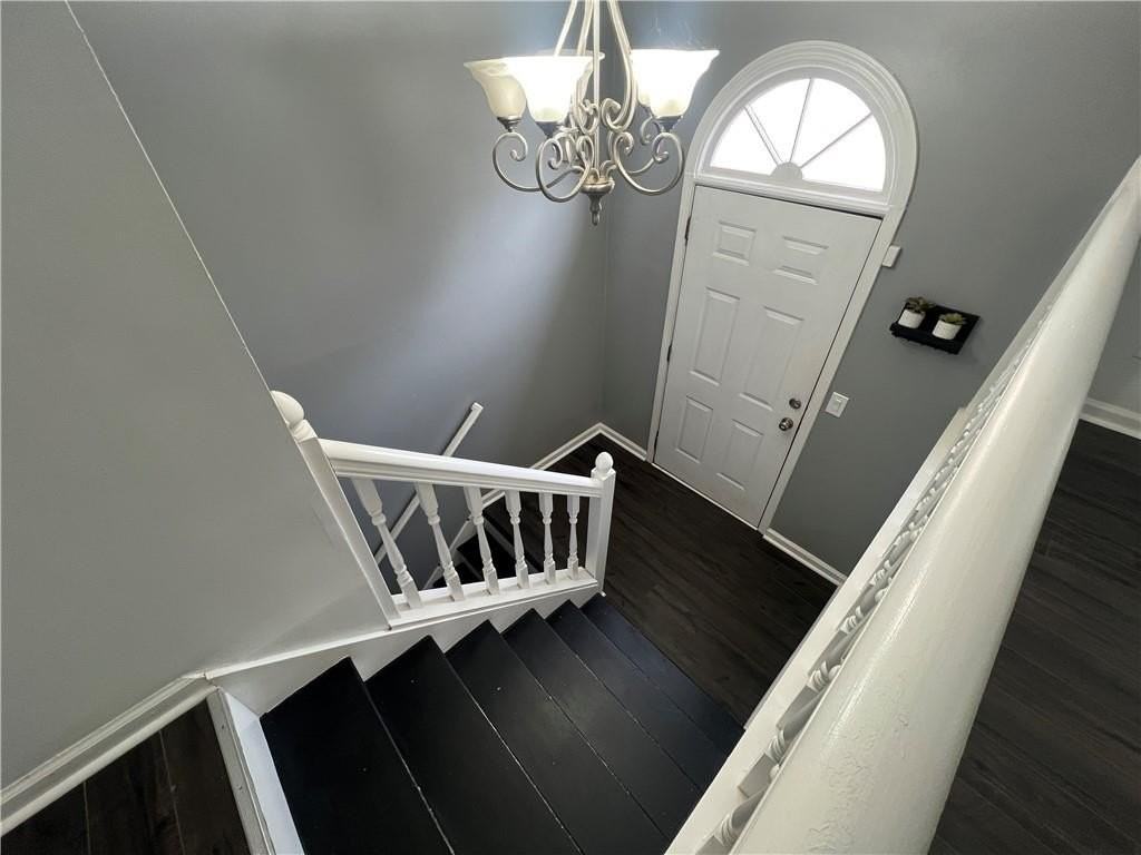 5568 Elderberry Ln - Photo 7 of 24