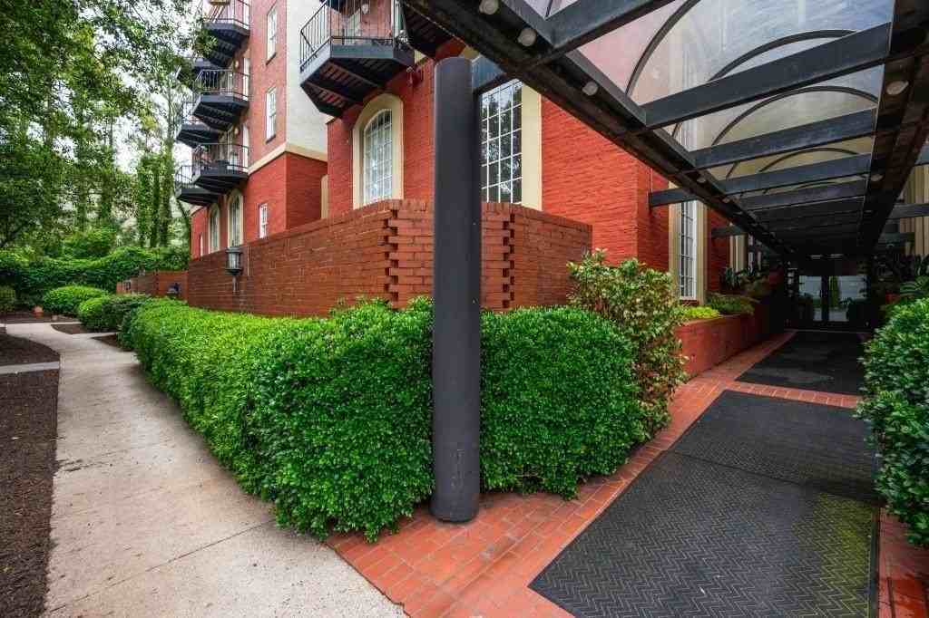 2840 Peachtree Rd Nw Apt 503 #503 - Photo 6 of 46