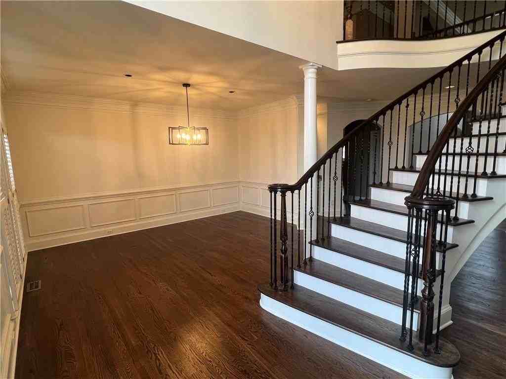 2502 Oak Hill Overlook - Photo 4 of 12