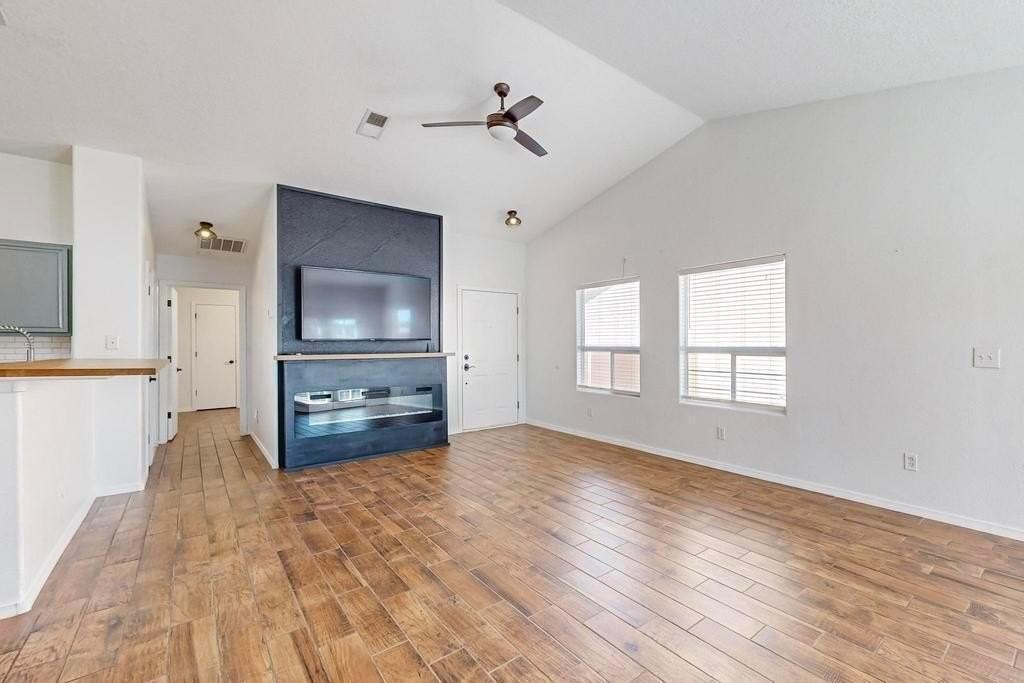 8320 Springcroft Rd Nw - Photo 6 of 39