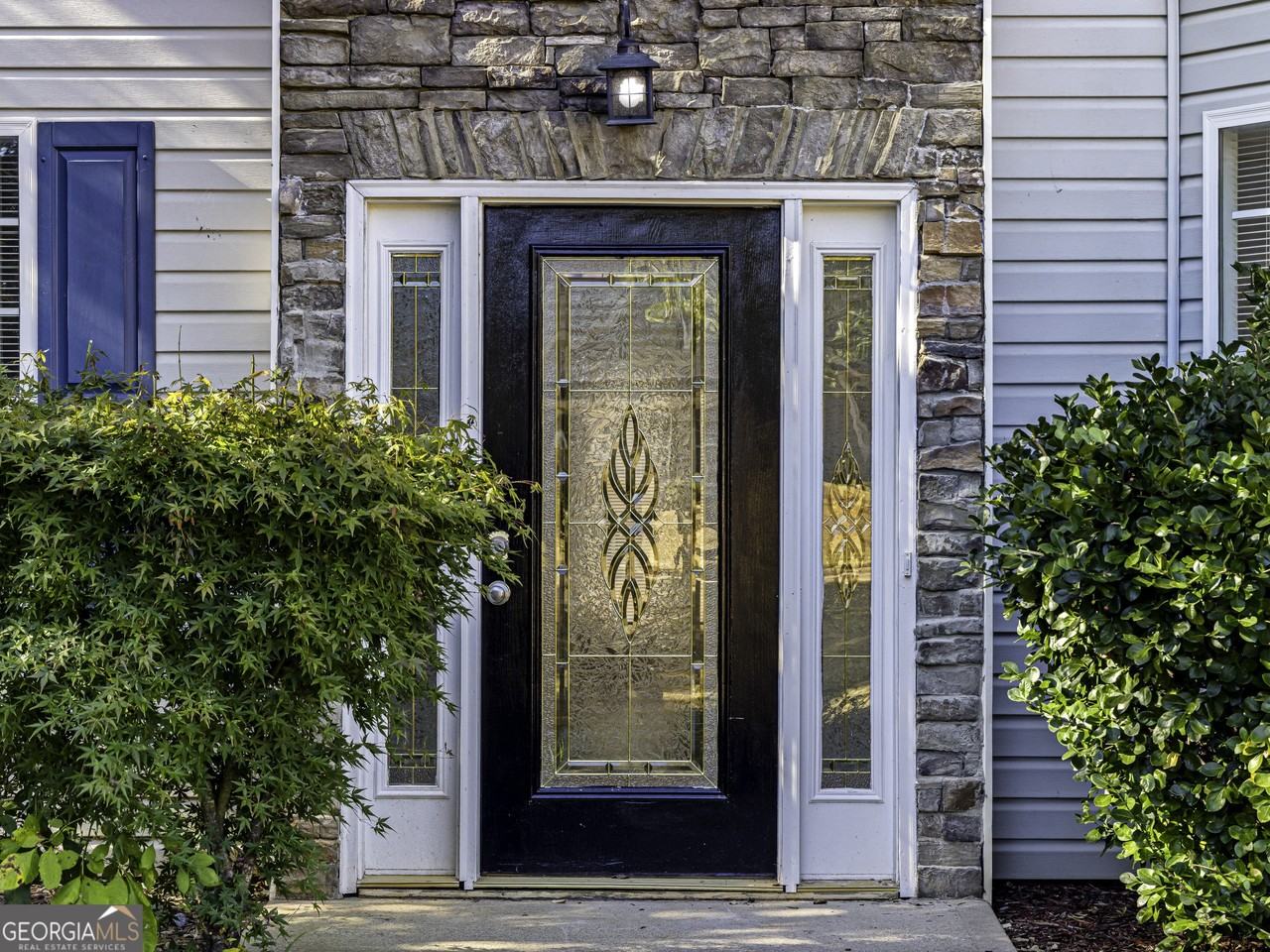 1215 Bridge Crest Dr - Photo 2 of 16