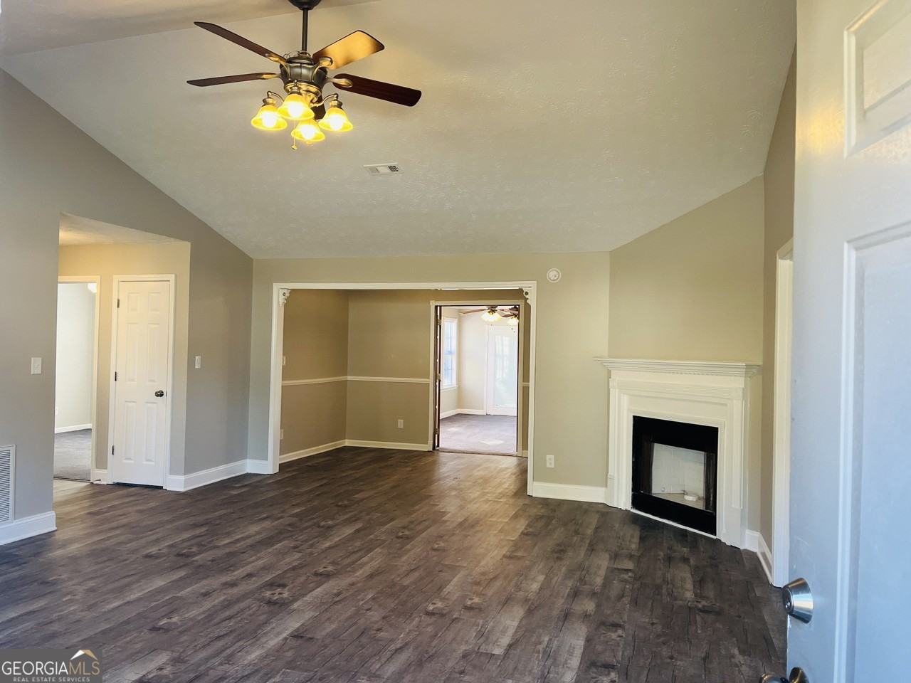 2890 Garnet Way - Photo 2 of 29