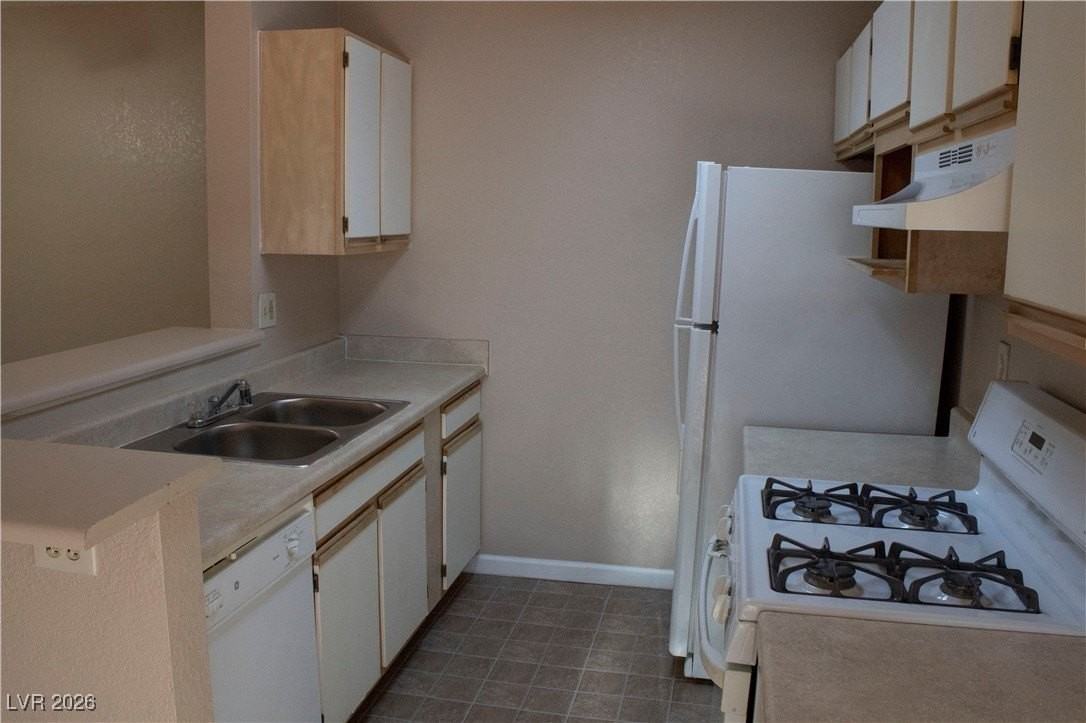 2200 S Fort Apache Rd #1010 - Photo 5 of 17