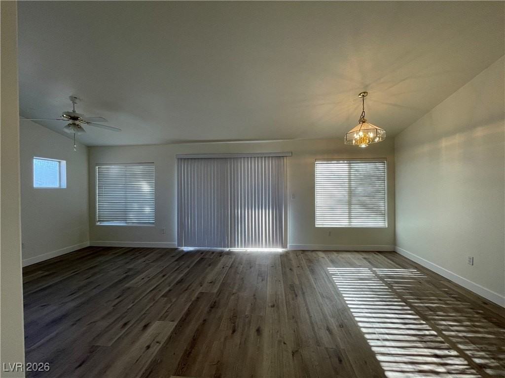 10617 Mission Lakes Ave - Photo 4 of 17