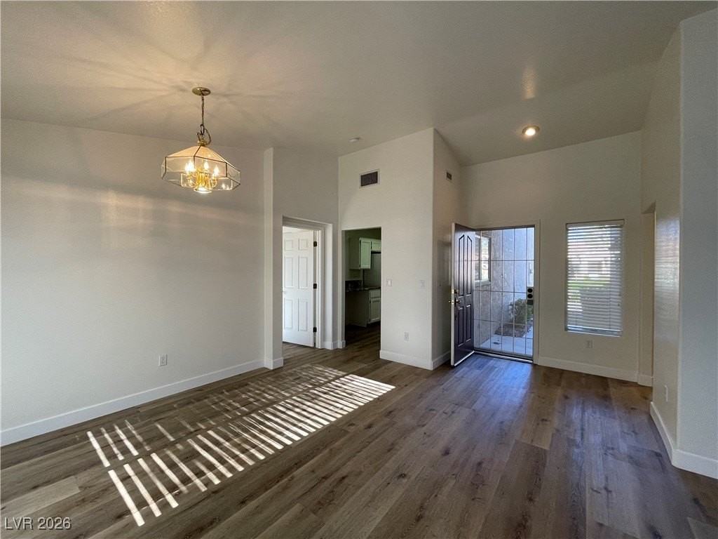 10617 Mission Lakes Ave - Photo 6 of 17