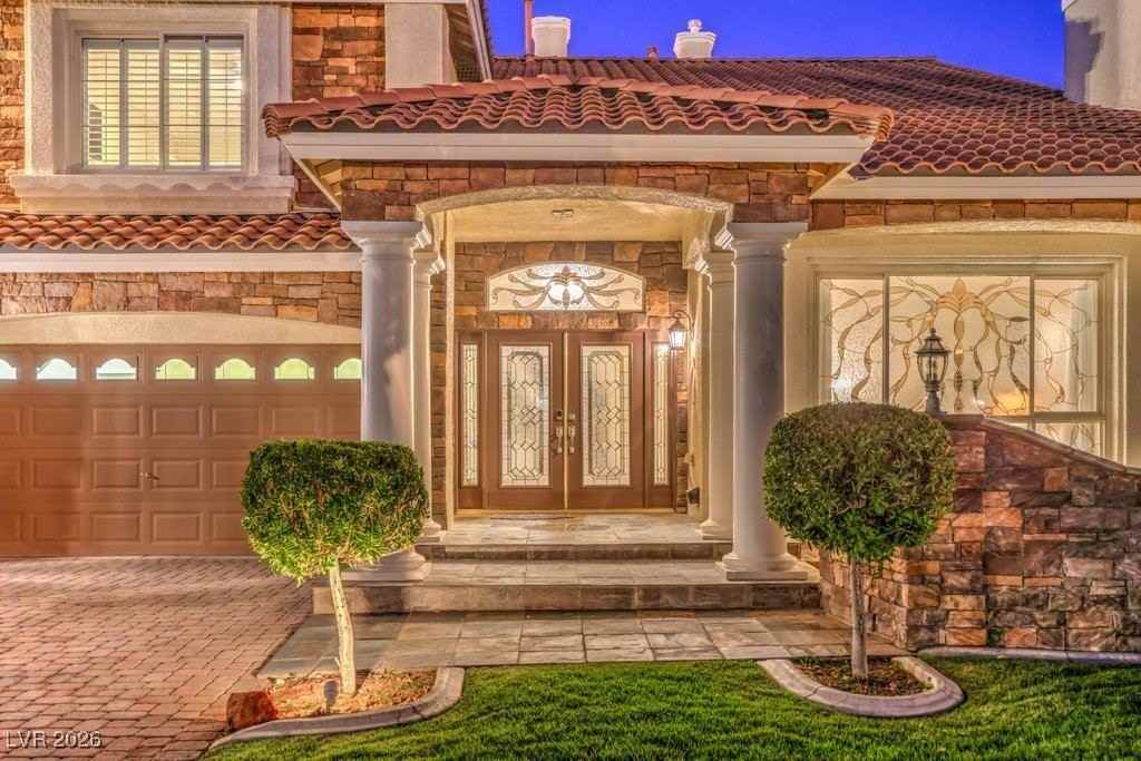 11072 Pentland Downs St - Photo 2 of 50