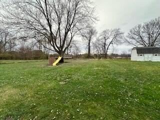 8120 Gregory Rd - Photo 5 of 23