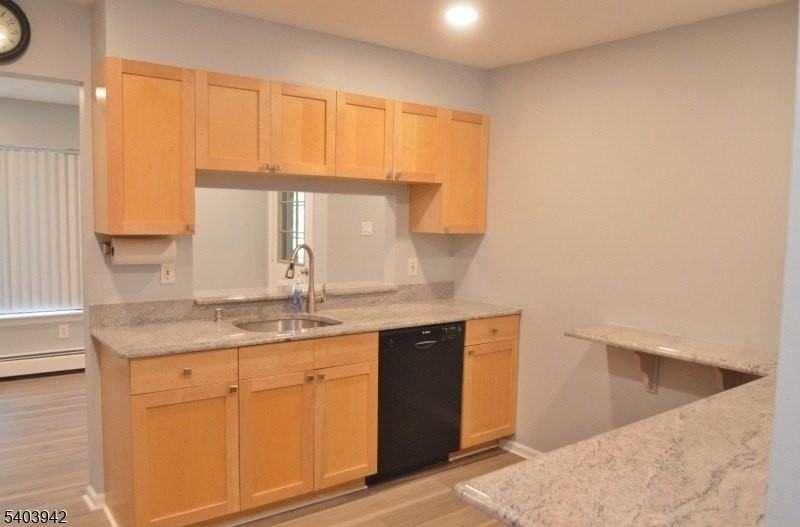 15 Foxwood Dr #E - Photo 4 of 14