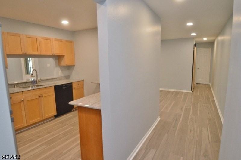 15 Foxwood Dr #E - Photo 5 of 14