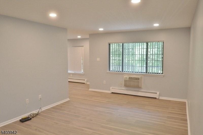 15 Foxwood Dr #E - Photo 6 of 14