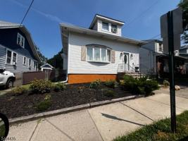 featured image of 47 N 17th St