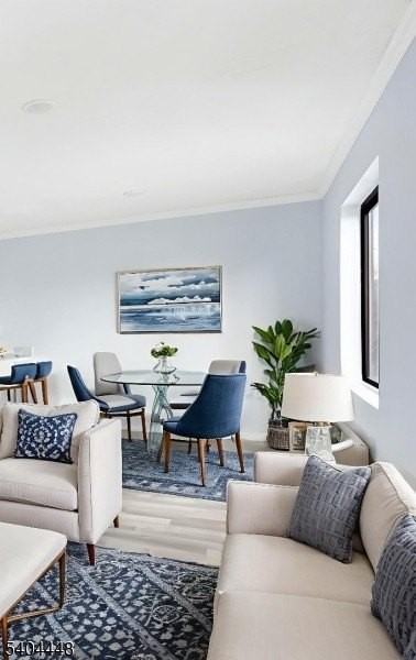 850 Main St - Photo 2 of 6