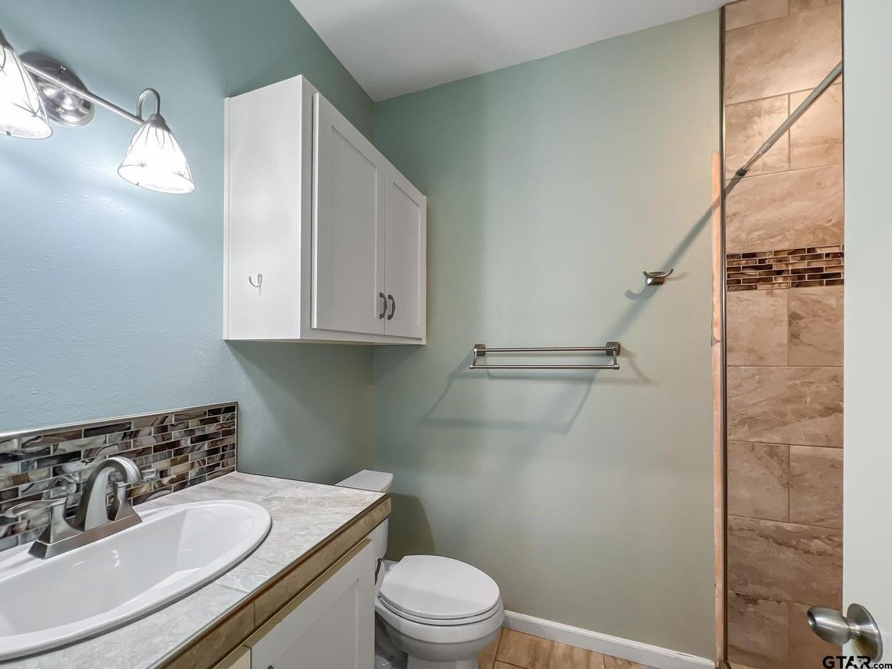 11510 Kitty Hawk Dr - Photo 7 of 21